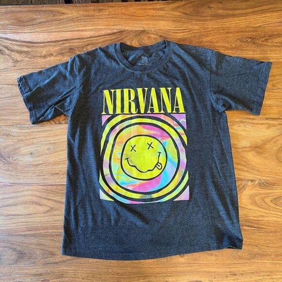 Nirvana Short Sleeve Graphic T-Shirt - Picture 1 of 9
